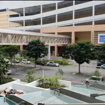 Naibnb In Impiria Residensi Klang Exterior photo