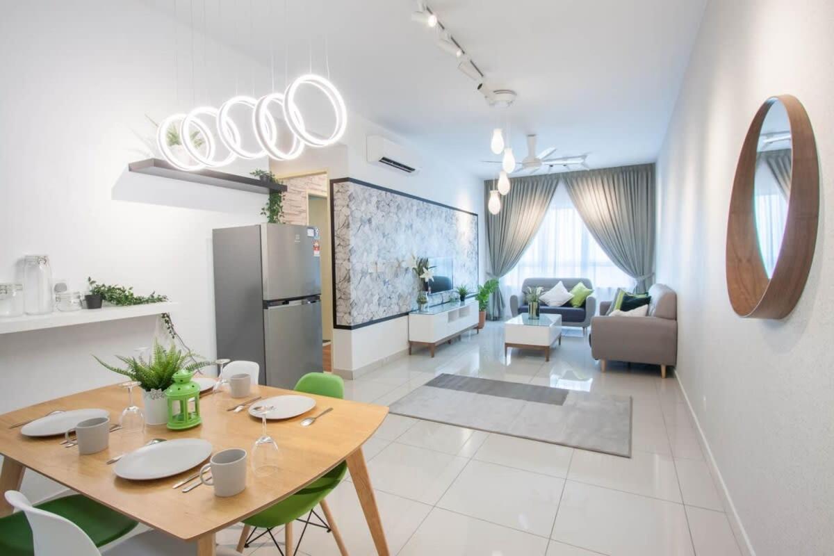 Naibnb In Impiria Residensi Klang