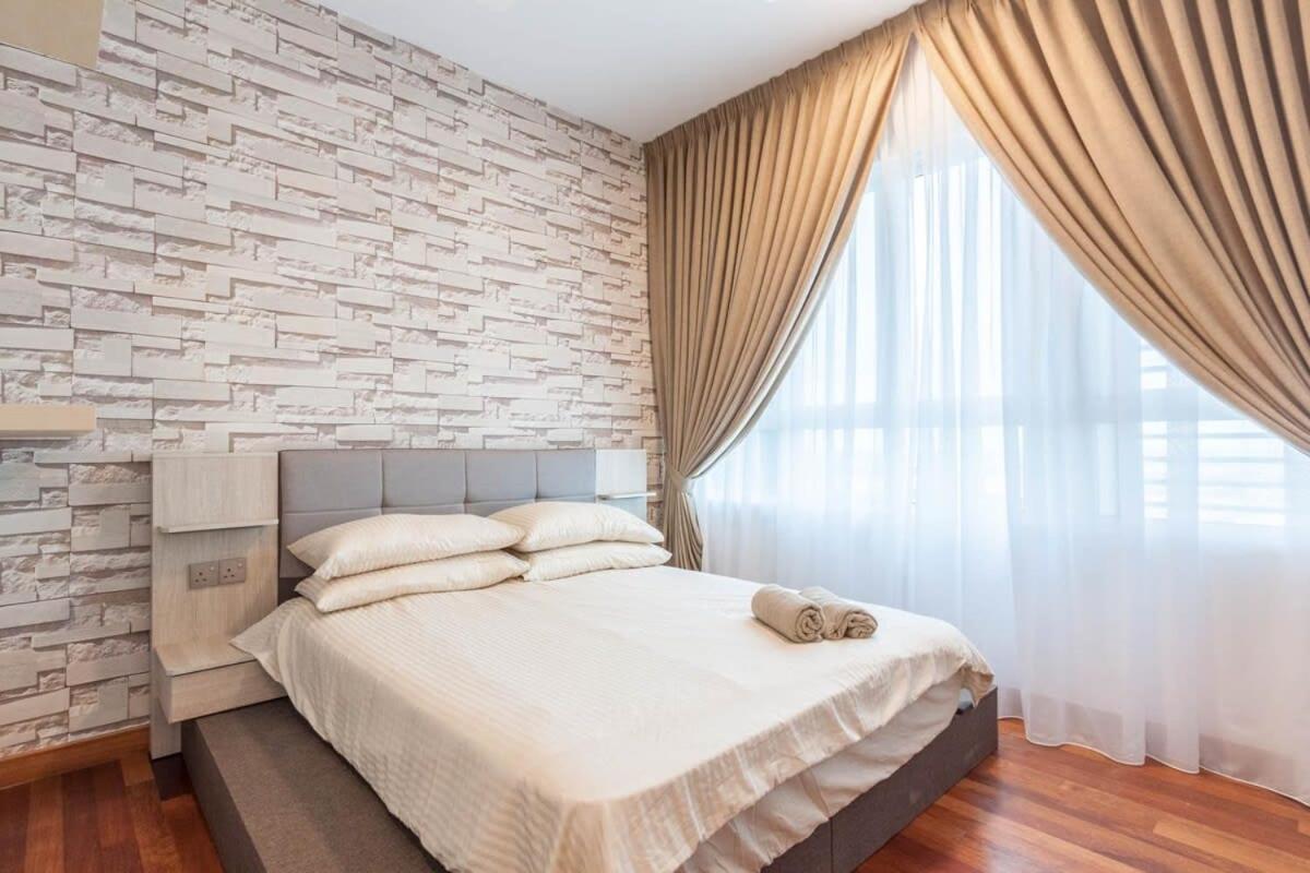 Naibnb In Impiria Residensi Apartment *