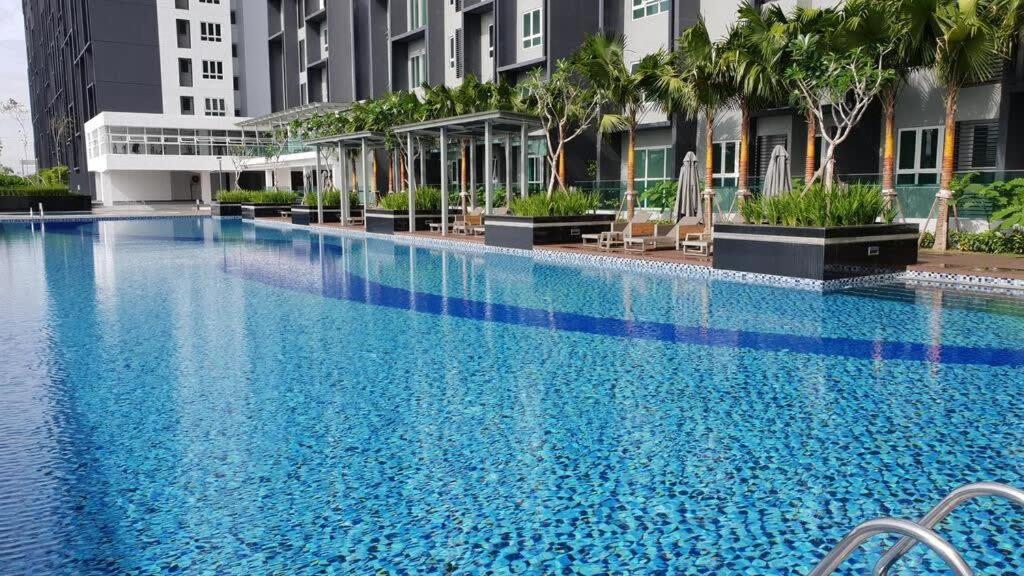 Naibnb In Impiria Residensi *