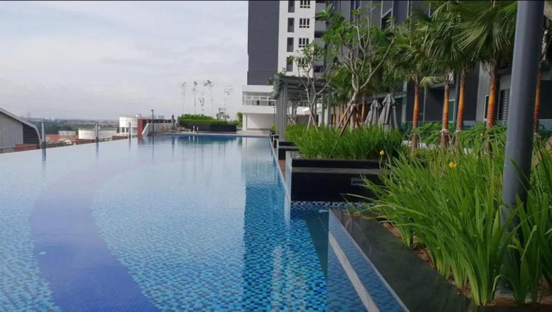 Apartment Naibnb In Impiria Residensi
