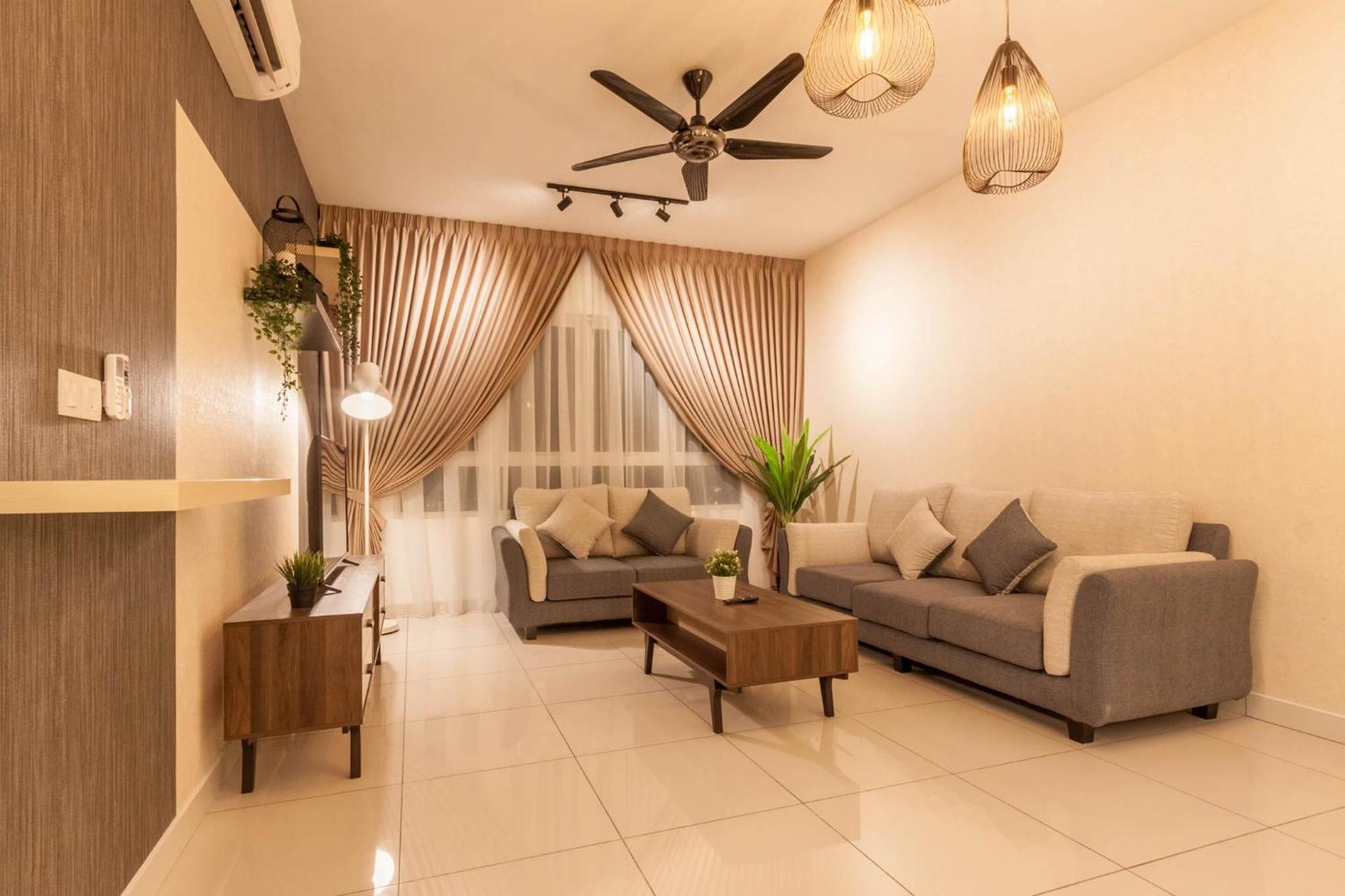Naibnb In Impiria Residensi Apartment